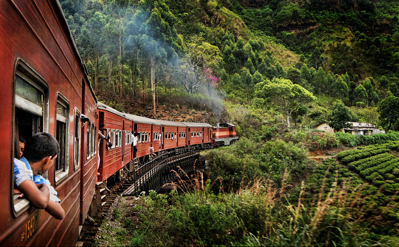 sri-lanka-railway-01